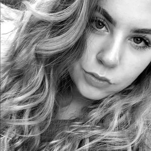 Meet your Posher, Bailey